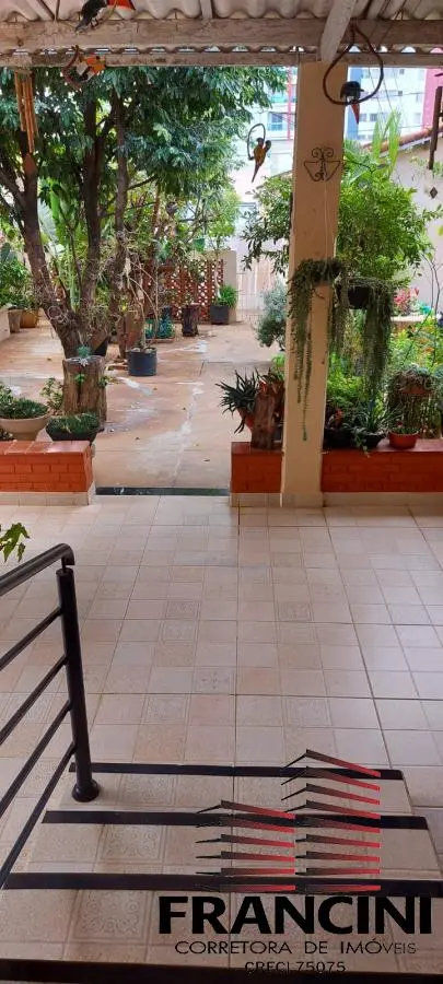 Comercial para Venda em Bauru, JARDIM SANTA TEREZA, 3 dormitórios, 2 banheiros, 3 vagas