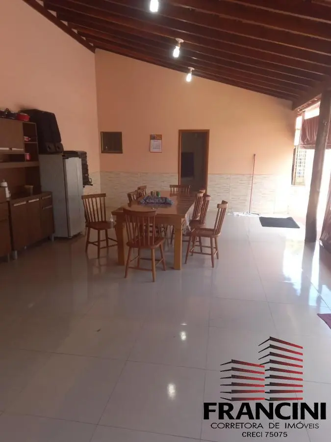 Chácara para Venda em Bauru, VALE DO IGAPÓ, 3 dormitórios, 3 banheiros, 2 vagas