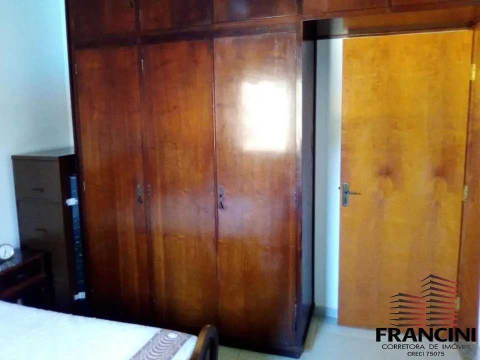 Casa para Venda em Bauru, VALE DO IGAPÓ, 6 dormitórios, 1 suíte, 5 banheiros