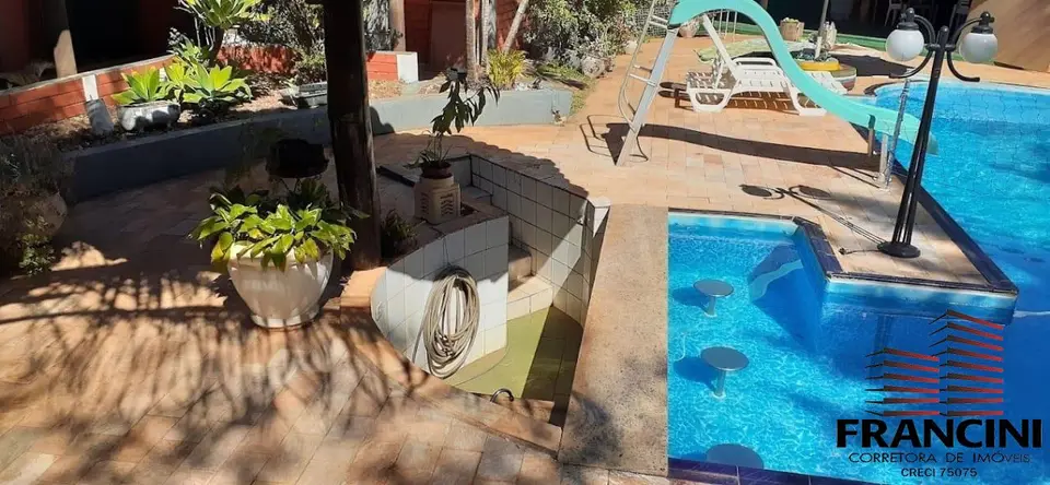 Casa para Venda em Bauru, VALE DO IGAPÓ, 6 dormitórios, 1 suíte, 5 banheiros
