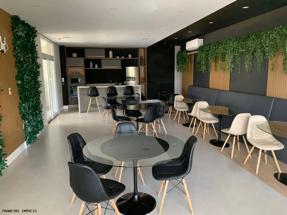 Apartamento para Venda em Bauru, Urban Universitário, 2 dormitórios, 1 suíte, 2 banheiros, 2 vagas