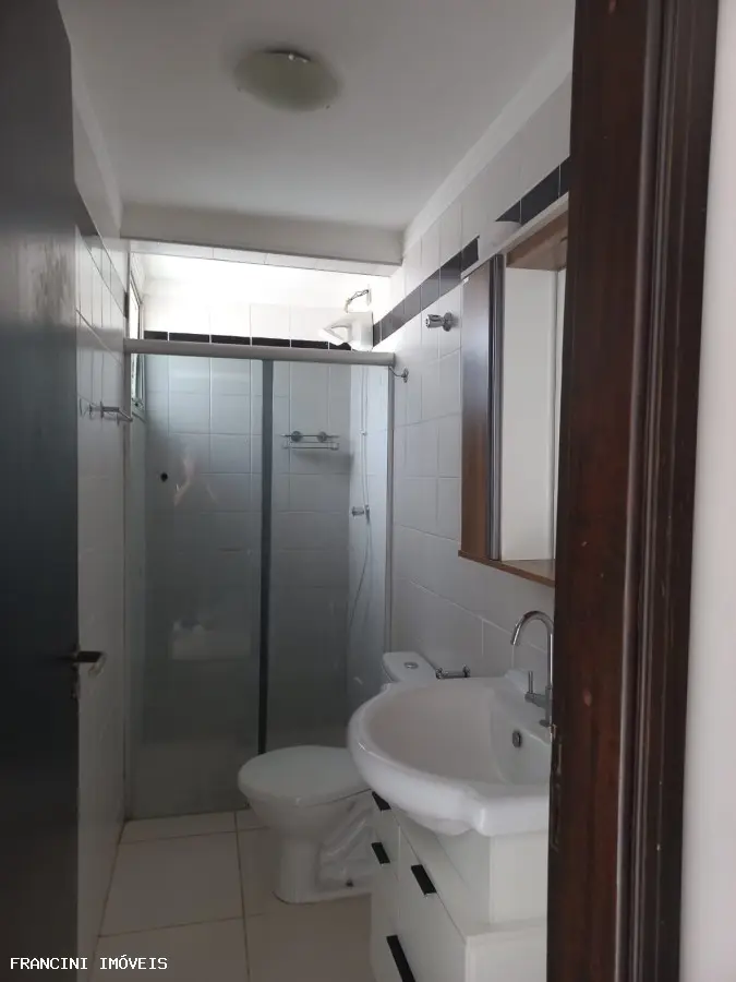Apartamento para Locação em Bauru, JARDIM AMERICA, 2 dormitórios, 1 banheiro, 1 vaga