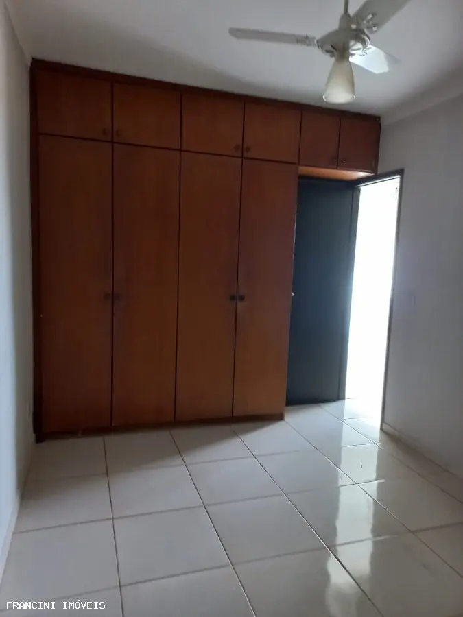 Apartamento para Locação em Bauru, JARDIM AMERICA, 2 dormitórios, 1 banheiro, 1 vaga