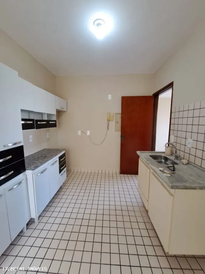 Apartamento para Venda em Bauru, Jardim Auri Verde, 3 dormitórios, 1 banheiro, 1 vaga