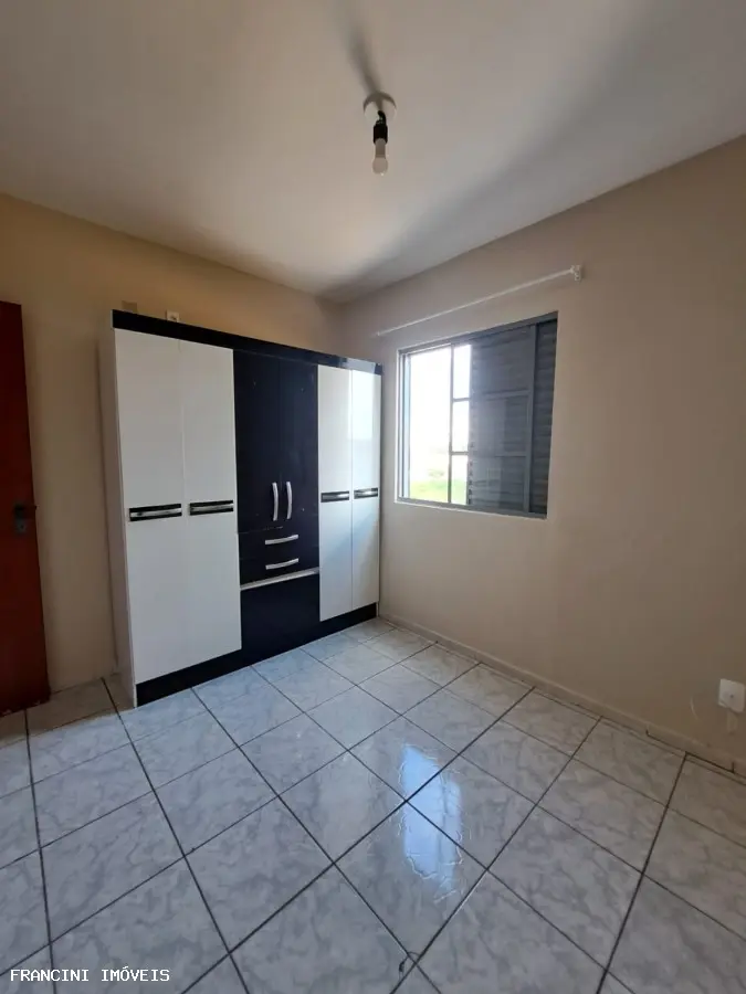 Apartamento para Venda em Bauru, Jardim Auri Verde, 3 dormitórios, 1 banheiro, 1 vaga