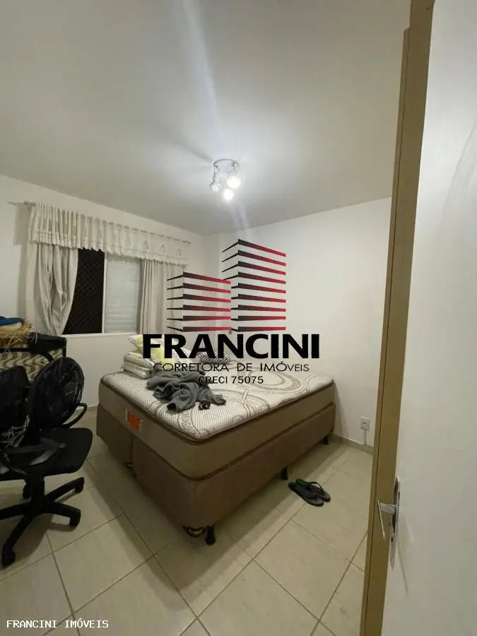 Apartamento para Venda em Bauru, Jardim Auri Verde, 3 dormitórios, 1 suíte, 3 banheiros, 1 vaga