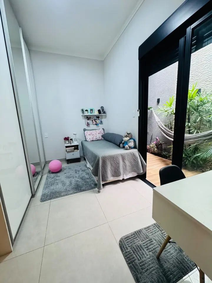 Dormitório — casa no Jardim Cruzeiro do Sul