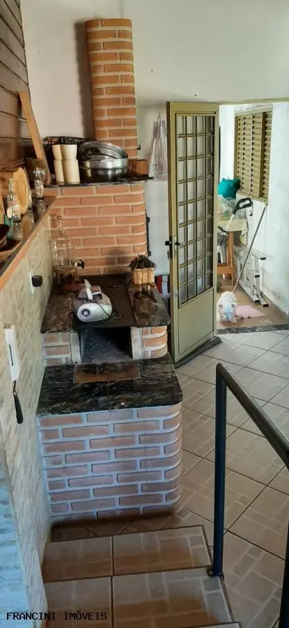 Chácara para Venda em Bauru, VALE DO IGAPÓ, 4 dormitórios, 2 suítes, 4 banheiros, 4 vagas