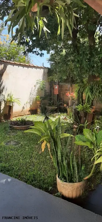 Chácara para Venda em Bauru, VALE DO IGAPÓ, 4 dormitórios, 2 suítes, 4 banheiros, 4 vagas