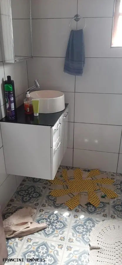 Chácara para Venda em Bauru, VALE DO IGAPÓ, 4 dormitórios, 2 suítes, 4 banheiros, 4 vagas