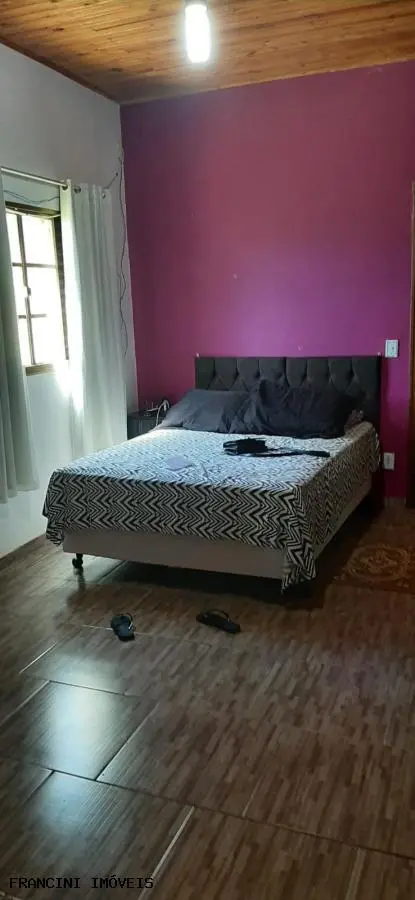 Chácara para Venda em Bauru, VALE DO IGAPÓ, 4 dormitórios, 2 suítes, 4 banheiros, 4 vagas
