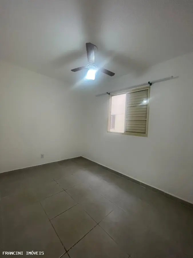 Apartamento para Locação em Bauru, JARDIM VITORIA, 3 dormitórios, 1 banheiro, 1 vaga