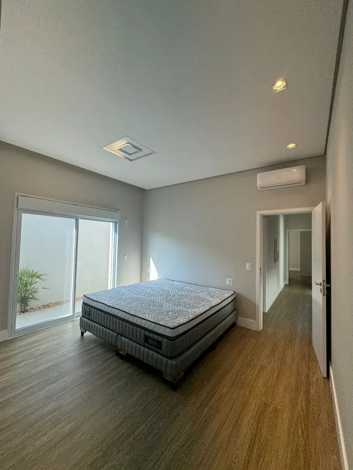 Suíte — casa no Condomínio Cidade Jardim