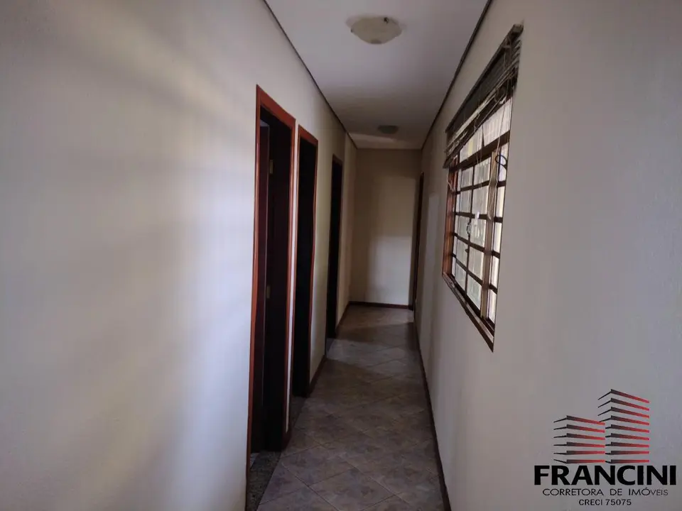Chácara para Venda em Bauru, VALE DO IGAPÓ, 3 dormitórios, 1 suíte, 2 banheiros, 4 vagas