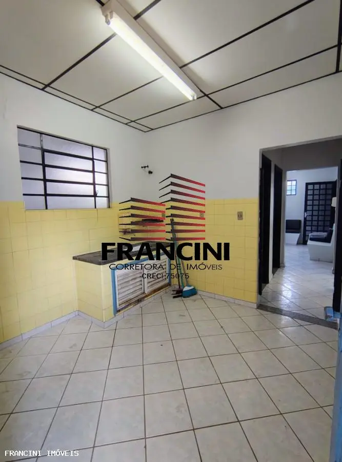Casa para Locação em Bauru, Vila Santa Tereza, 2 dormitórios, 2 banheiros, 2 vagas