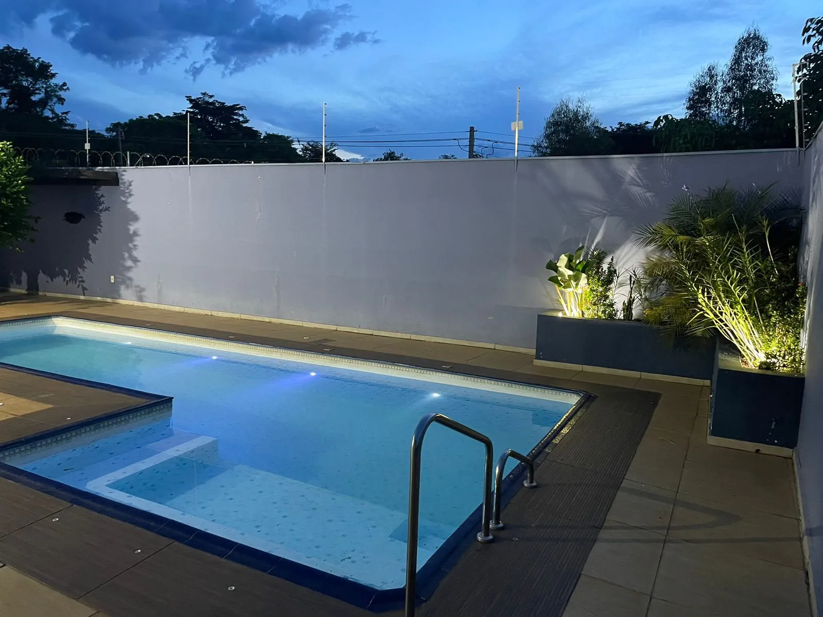Piscina aquecida com hidromassagem — casa no Condomínio Chácara Odete