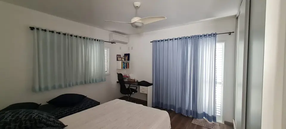 Dormitório — casa no Condomínio Chácara Odete