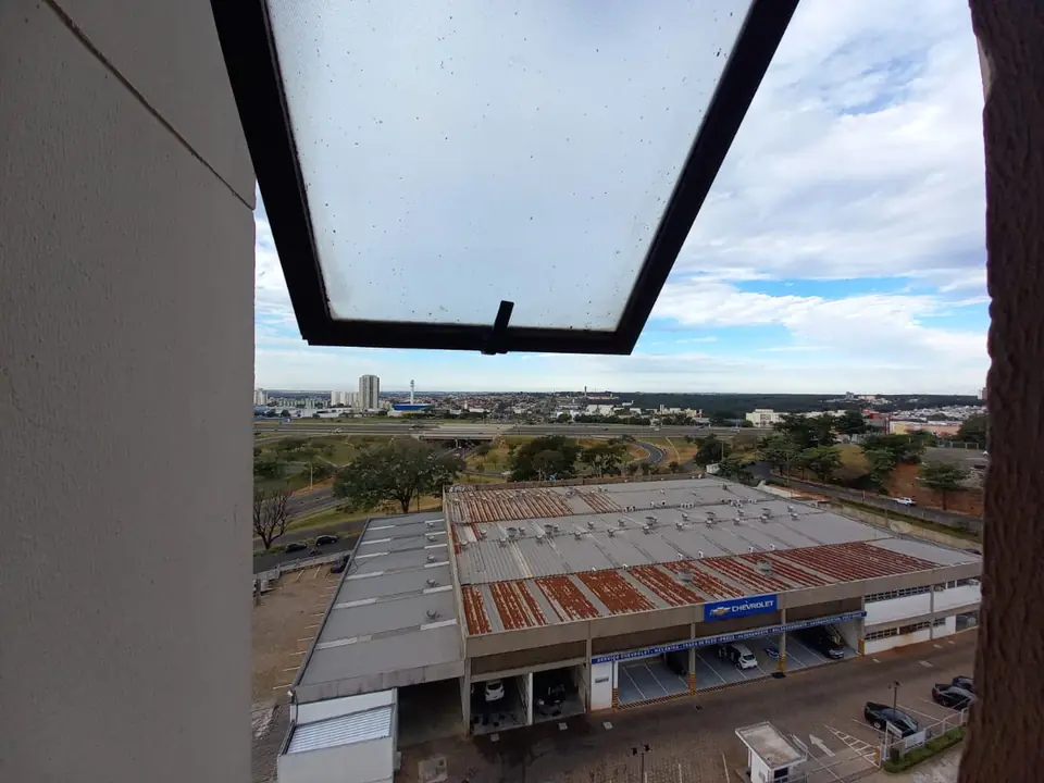 Vista pela janela — apartamento no Edifício Trianon