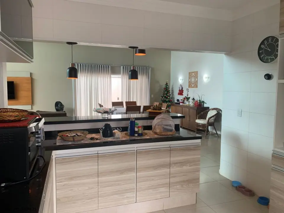Casa em Condomínio para Venda em Piratininga, Condominio Primavera, 4 dormitórios, 4 suítes, 5 banhe