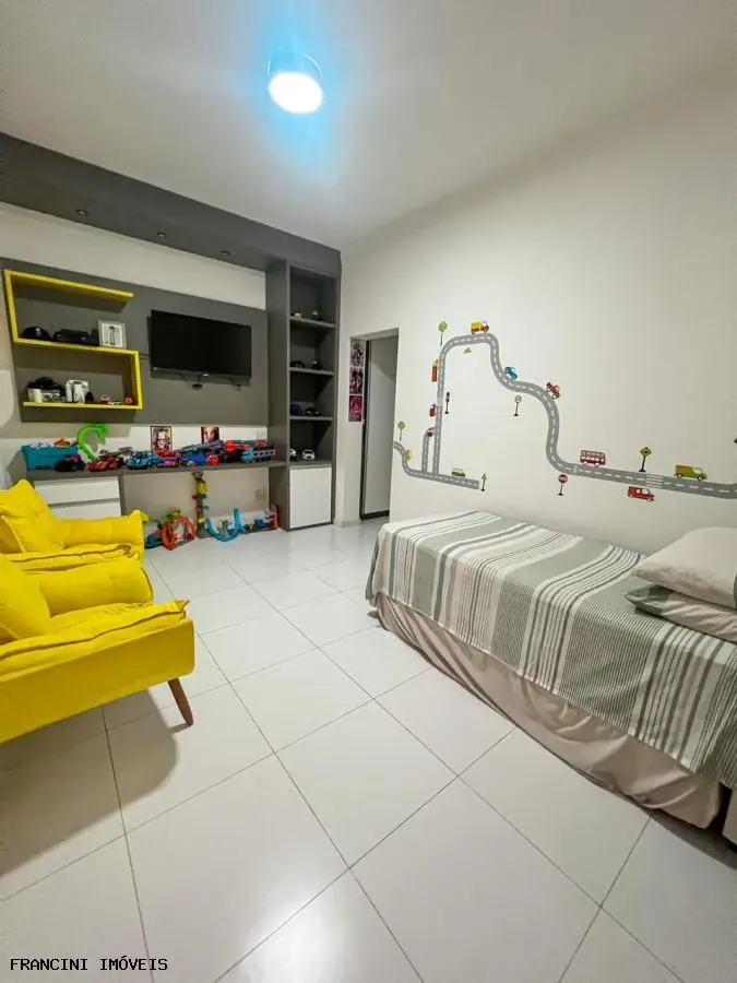 Casa para Venda em Bauru, Parque Jardim Europa, 2 dormitórios, 1 suíte, 3 banheiros, 4 vagas