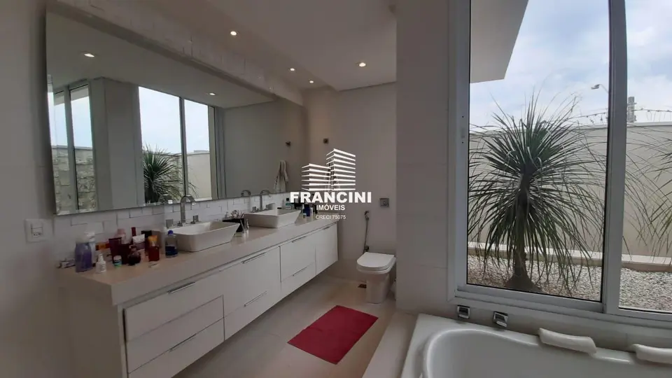 Casa para Venda em Bauru, VILA AVIAÇAO, 4 dormitórios, 4 suítes, 6 banheiros, 2 vagas