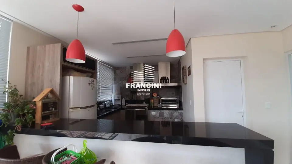 Casa para Venda em Bauru, VILA AVIAÇAO, 4 dormitórios, 4 suítes, 6 banheiros, 2 vagas