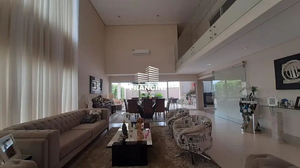 Casa para Venda em Bauru, VILA AVIAÇAO, 4 dormitórios, 4 suítes, 6 banheiros, 2 vagas