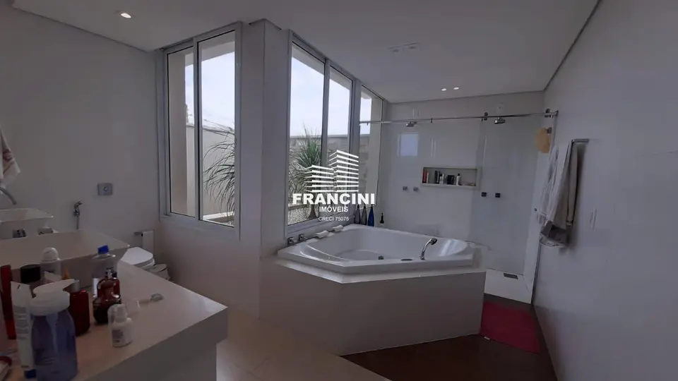 Casa para Venda em Bauru, VILA AVIAÇAO, 4 dormitórios, 4 suítes, 6 banheiros, 2 vagas