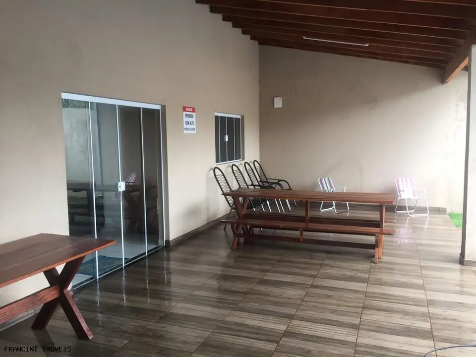 Chácara para Venda em Bauru, VALE DO IGAPÓ, 2 dormitórios, 2 banheiros, 2 vagas