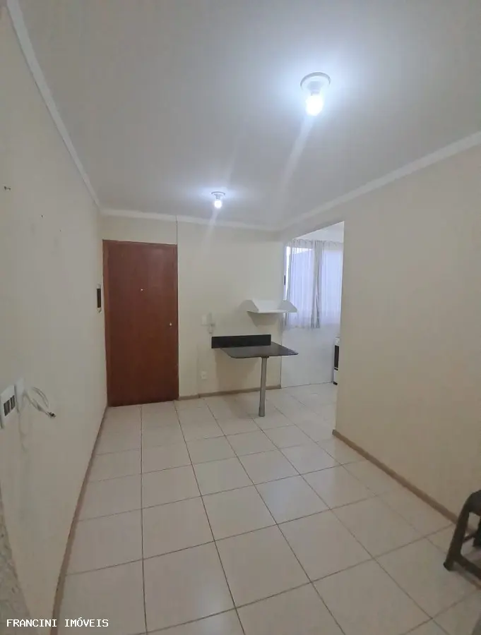 Apartamento para Locação em Bauru, JARDIM AMERICA, 1 dormitório, 1 banheiro, 1 vaga