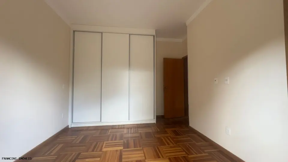 CONDOMÍNIO CHÁCARA ODETE R$1.800.000