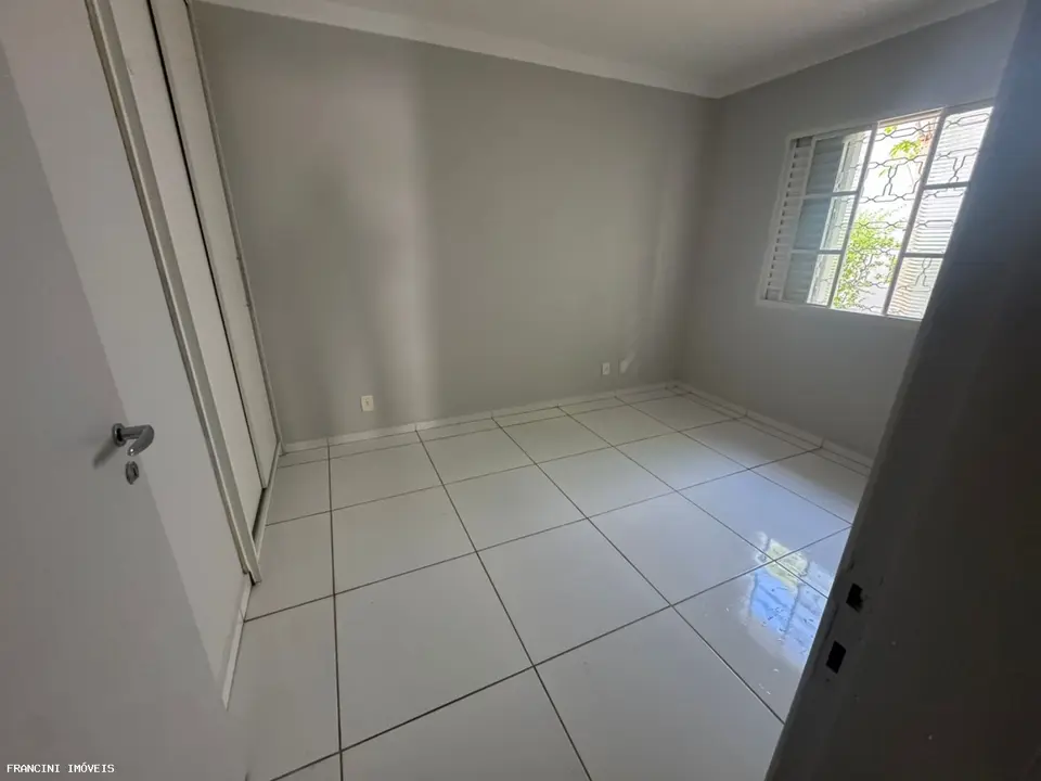 Casa em Condomínio para Locação em Bauru, Vila Nova Santa Clara, 4 dormitórios, 1 suíte, 3 banheiros