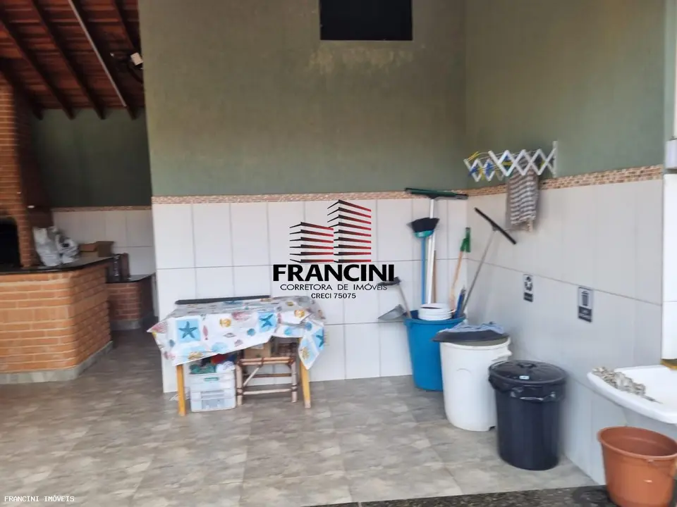 Chácara para Venda em Bauru, VALE DO IGAPÓ, 2 dormitórios, 1 suíte, 3 banheiros, 4 vagas