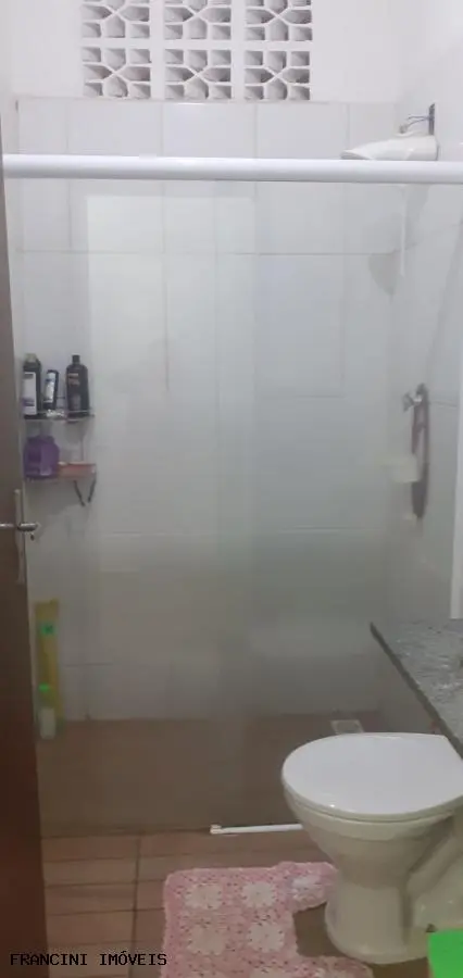 Chácara para Venda em Bauru, VALE DO IGAPÓ, 2 dormitórios, 1 suíte, 2 banheiros, 2 vagas