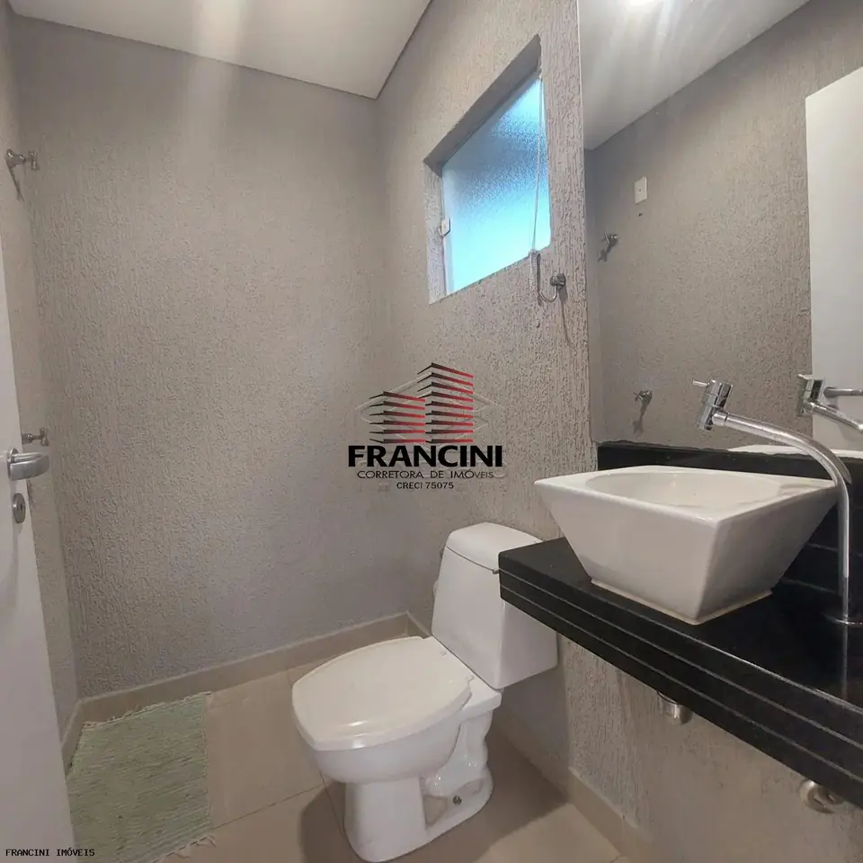 Casa em Condomínio na Vila Aviação - Conforto e Elegância