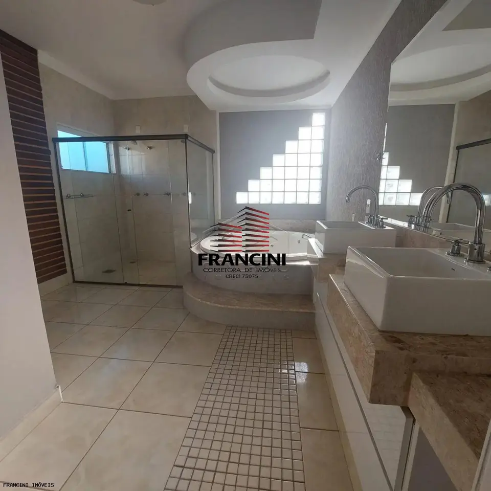 Casa em Condomínio na Vila Aviação - Conforto e Elegância