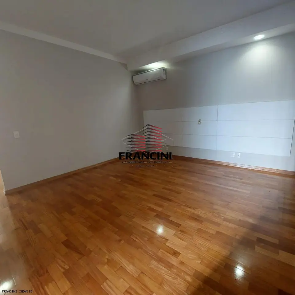 Casa em Condomínio na Vila Aviação - Conforto e Elegância