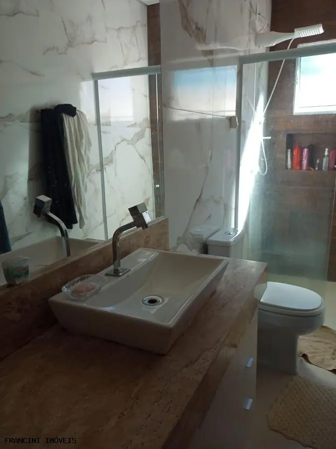 Casa para Venda em Bauru, Vila Carolina, 3 dormitórios, 1 suíte, 1 banheiro, 2 vagas