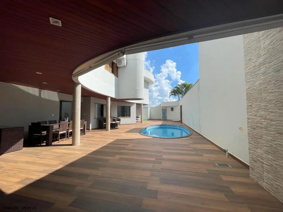 Casa para Venda em Bauru, Jardim Estoril II, 4 dormitórios, 2 suítes, 6 banheiros, 3 vagas