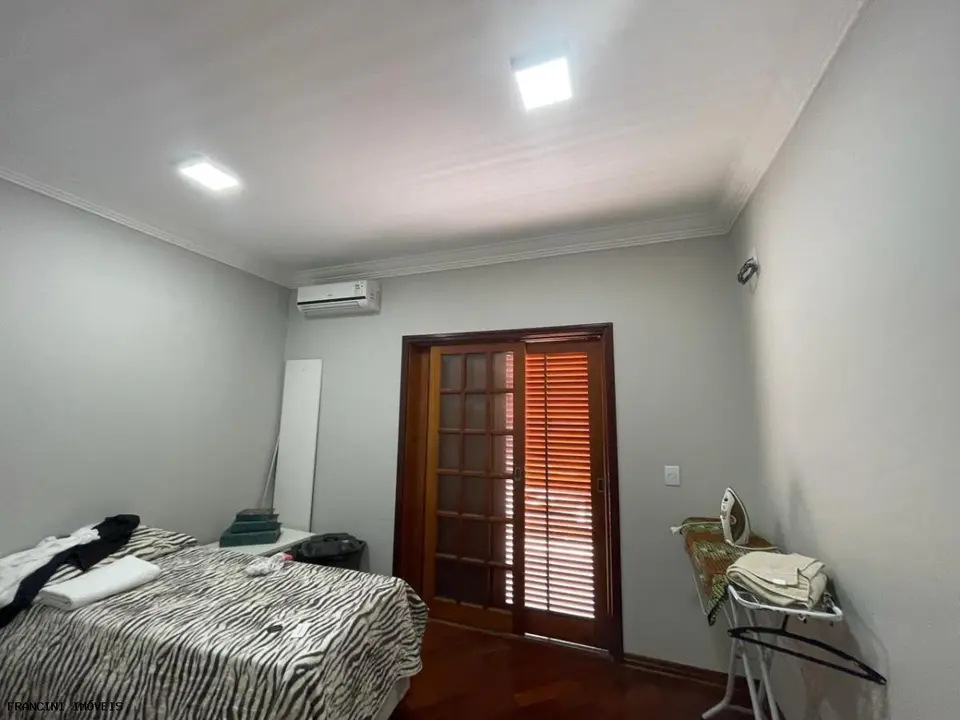 Casa para Venda em Bauru, Jardim Estoril II, 4 dormitórios, 2 suítes, 6 banheiros, 3 vagas