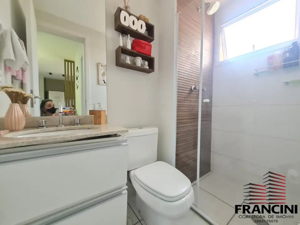 Apartamento para Venda em Bauru, Jardim Contorno, 2 dormitórios, 1 suíte, 2 banheiros, 2 vagas