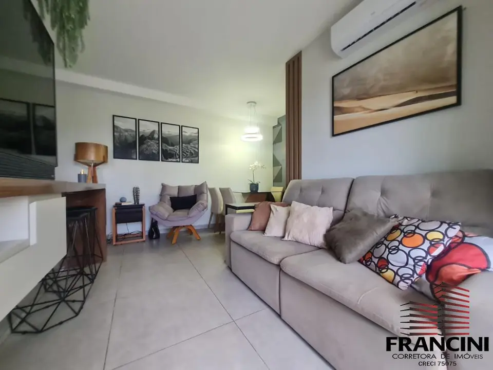 Apartamento para Venda em Bauru, Jardim Contorno, 2 dormitórios, 1 suíte, 2 banheiros, 2 vagas
